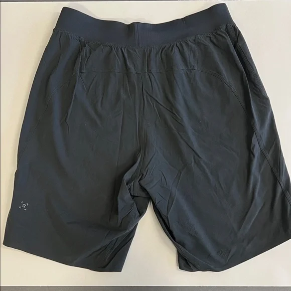 Lululemon In Mind Short 9” Size Small - Picture 2 of 7